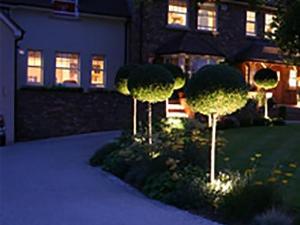 Iluminación LED para patios